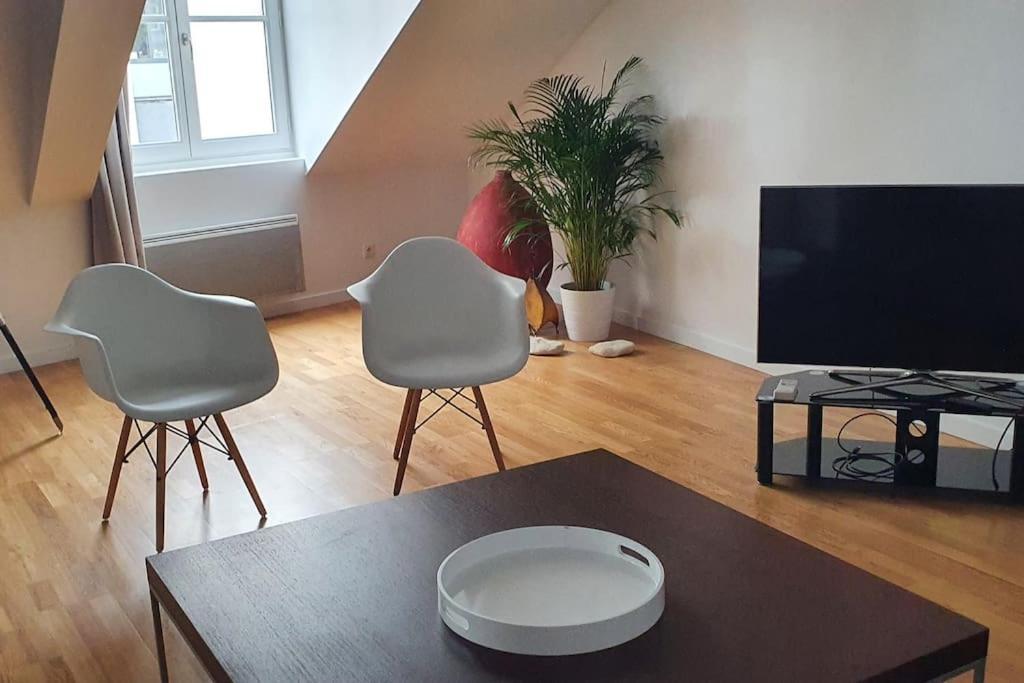 Climatise Pour 6 Personnes Secteur Opera Garnier, Galeries Lafayette Appartement *